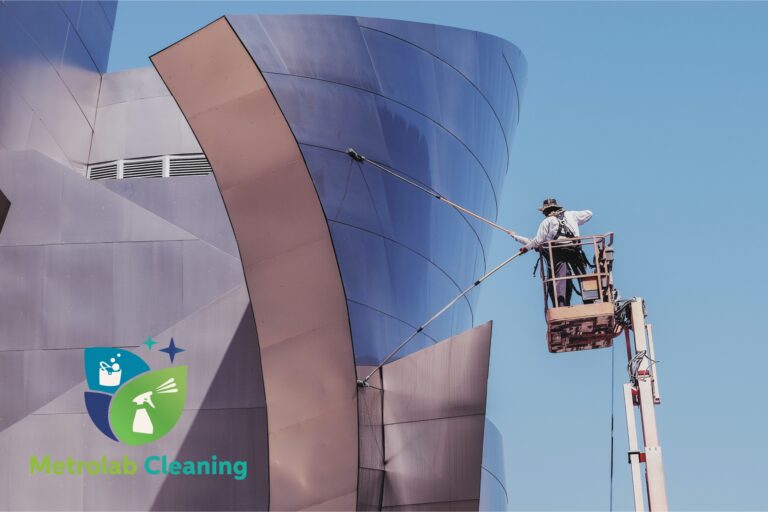 The Secrets to Maintaining a Sparkling Office: A Guide to Commercial Cleaning